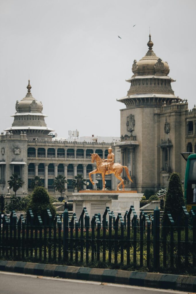 Veerayee HR Labout law compliance consultant experts in Bangalore managing statutory and payroll compliance